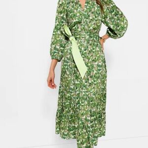 Hyacinth House Green and white Floral Midi Dress